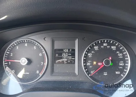 2014 Volkswagen Jetta 1.8T Se z USA, uszkodzony, nr VIN 3VWD17AJ4EM306148